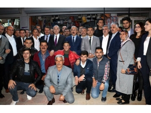 Bakan Özlü: "Trump’ın Kararı Sorumsuz Bir Karardır"