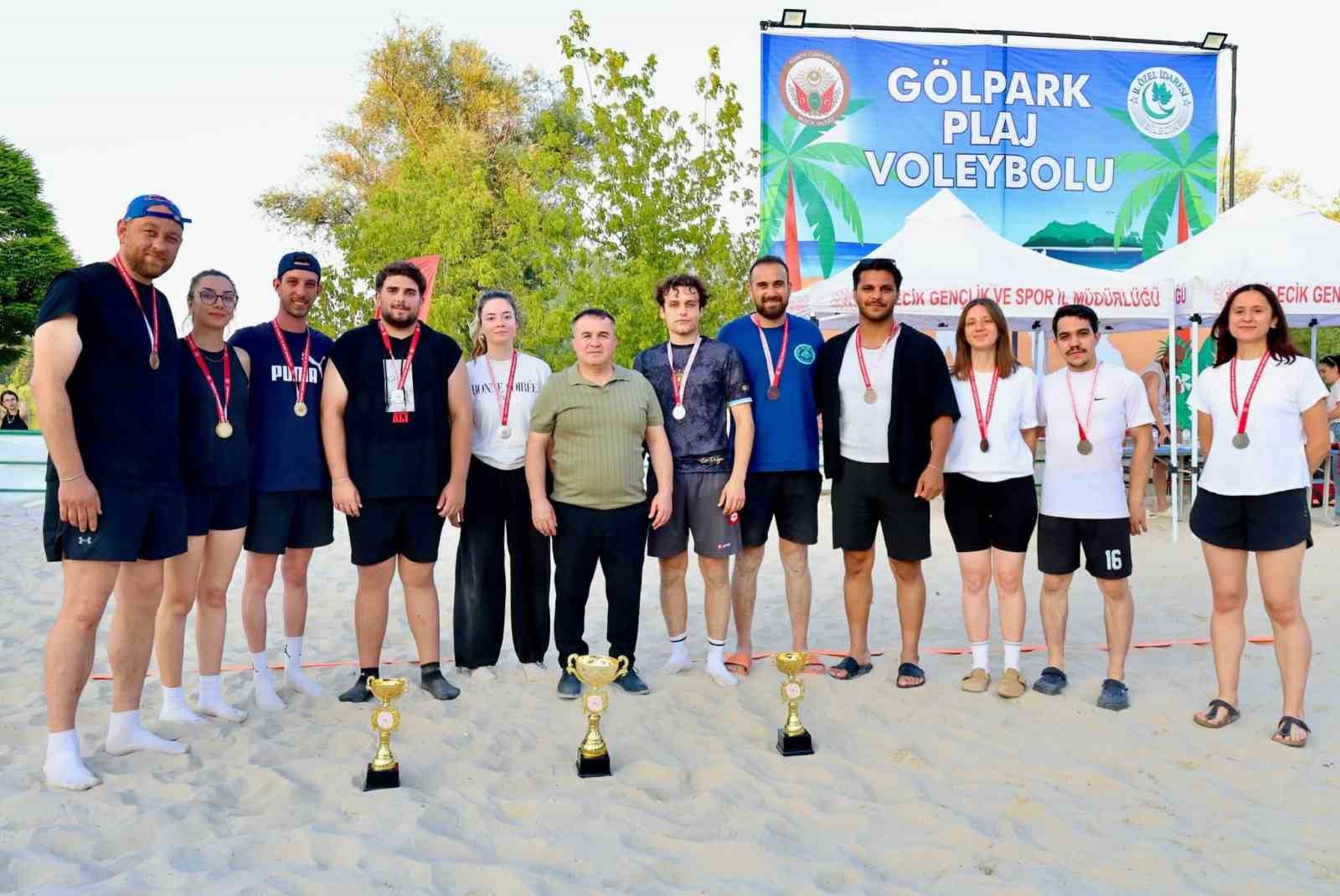 plaj-voleybolunda-sampiyonlar-belli-oldu
