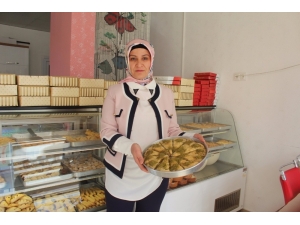 Kayısılı Baklava İlgi Görüyor