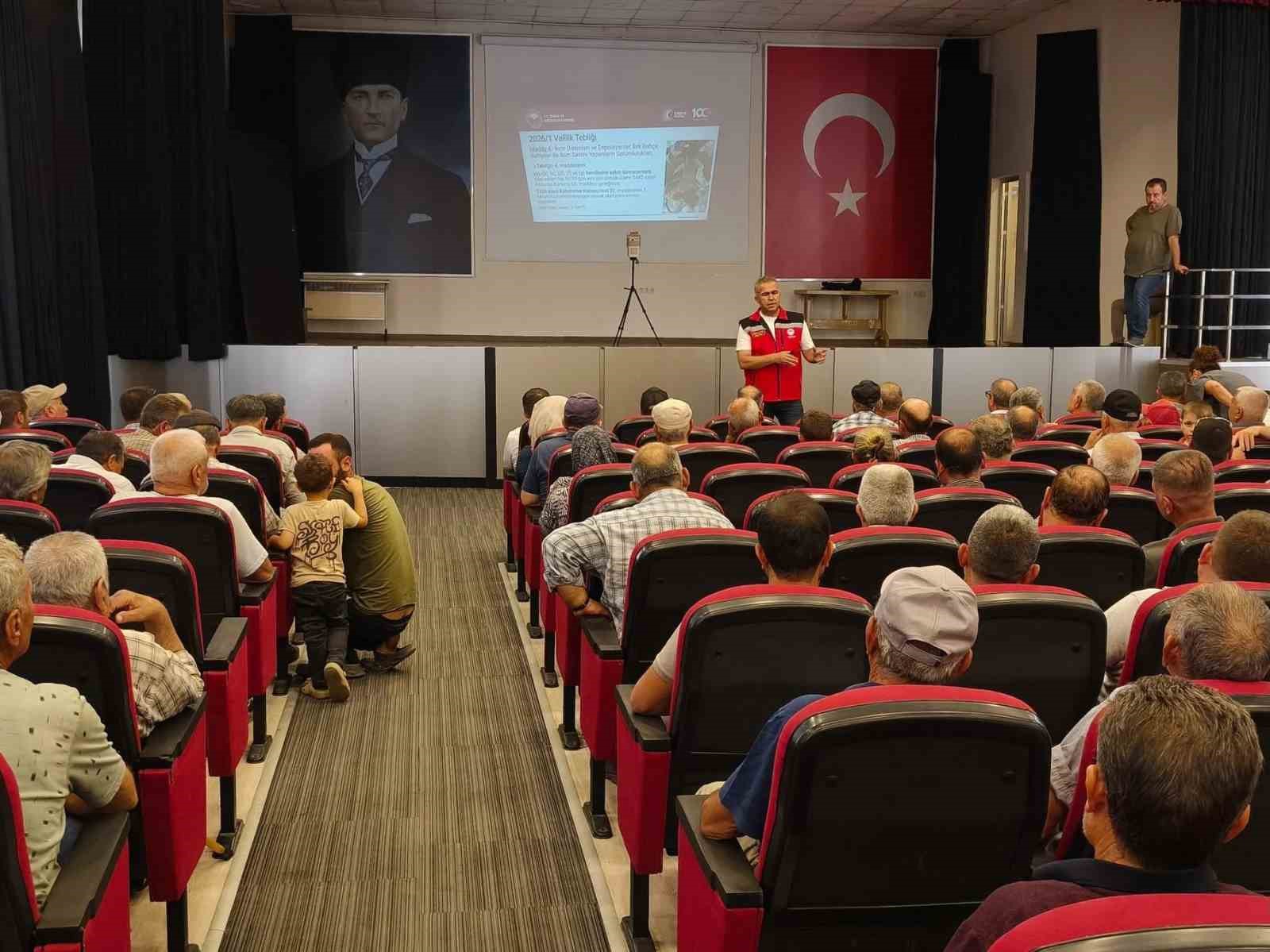 incirde-kaliteyi-artiracak-uygulamalar-ureticilere-anlatildi