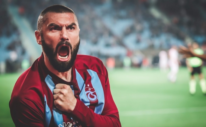 Burak Yılmaz, Trabzonspor'da Rekora Koşuyor