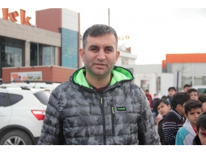 Türkiye Sirki’nin Gösterisini İzlemek İçin Buluştular