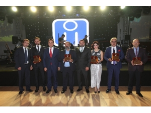 İnşaat Mühendisleri Kış Balosunda Koray Avcı Rüzgârı Esti