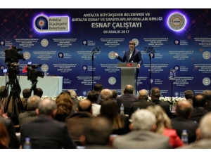 Türel: "Antalya, Dünyanın En İleri Şehirleriyle Yarışıyor"