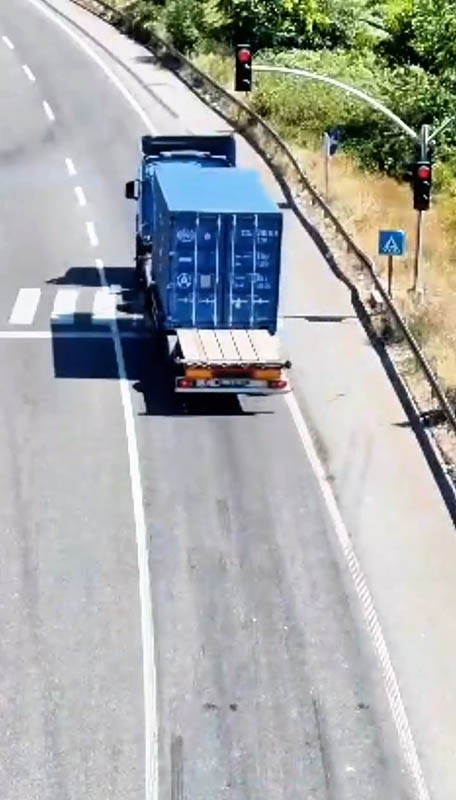 bilecik-te-dron-destekli-trafik-denetimi
