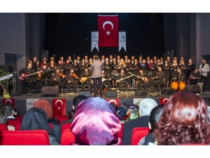 Van’da ‘Türkülerle Anadolu’ Konseri