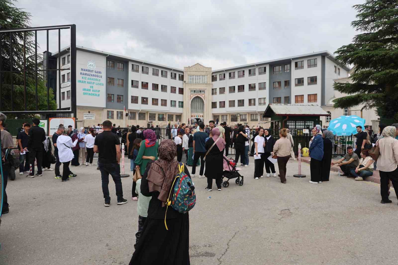 konya-da-yks-maratonu-basladi