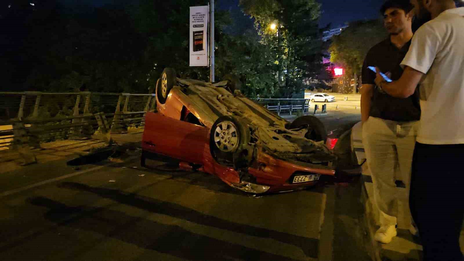sisli-de-alkollu-surucu-yoluna-cikan-kopege-carpmamak-icin-takla-atti