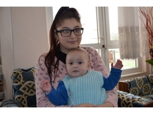 Kalp Hastası Genç Anne Yaşamak İstiyor