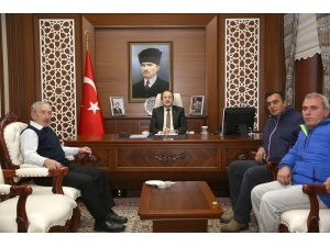 “Bayburt Galaksy” Doğal Taşı Görücüye Çıktı