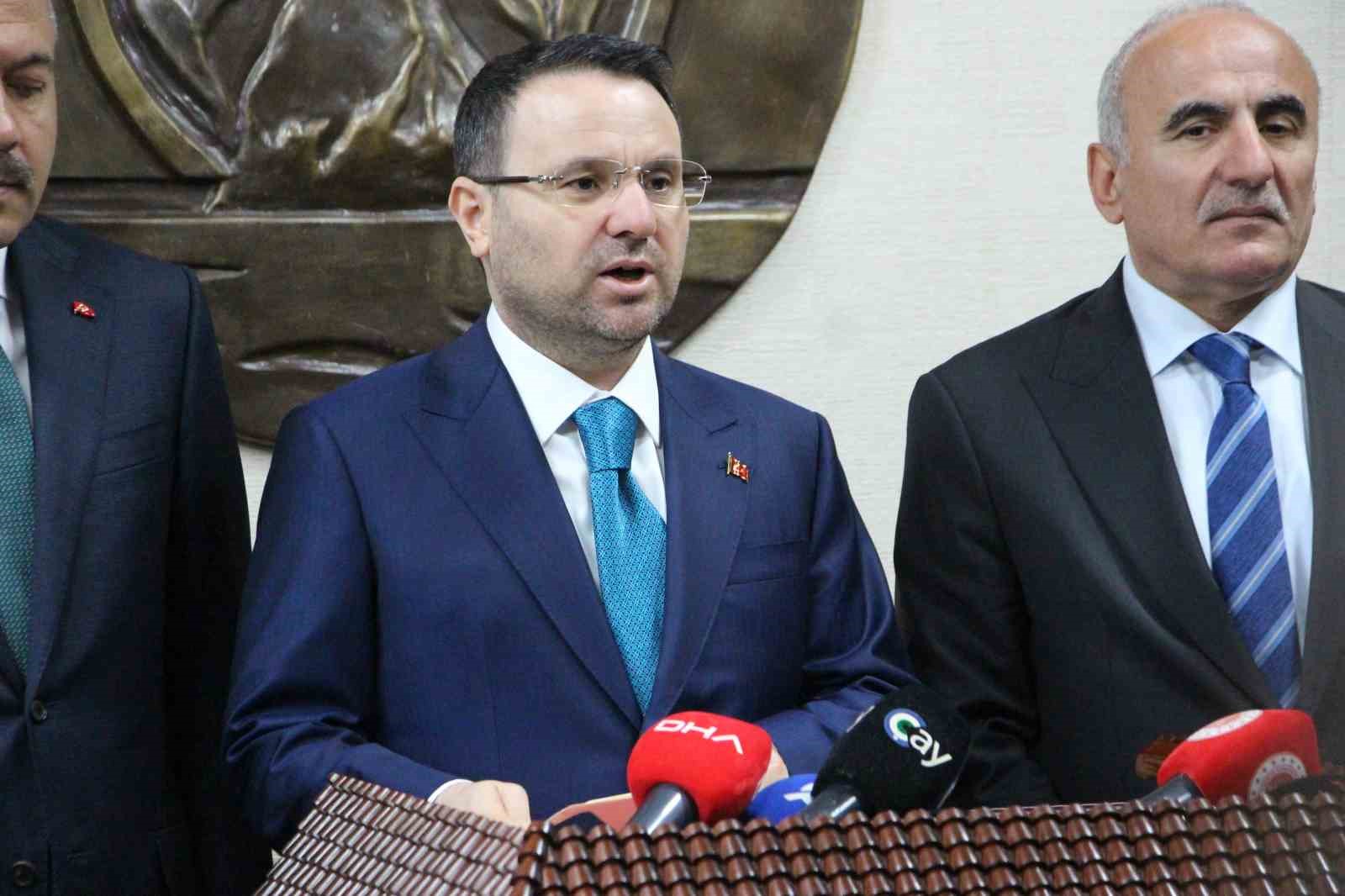 adalet-bakani-gurlek-hukuk-sistemimiz-uzerinde-vesayetin-kurulmasina-musaade-etmeyecegiz