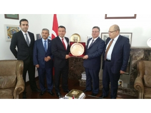 Halıcılar Güney Amerika’da Temaslara Başladı