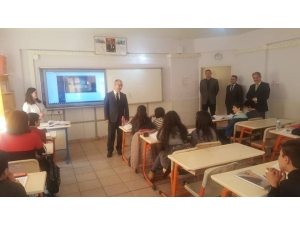 Kaymakam Yaman, Necatibey Ortaokulu’nu Ziyaret Etti