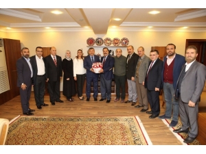 Başkan Karabacak, Erzurumluları Ağırladı