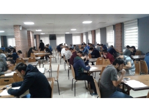 Kyk Öğrencilerine Umre Ödüllü Yarışma