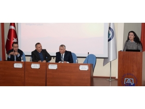 Esogü’de ’Bozkır Kültürü Ve Eski Türk Yazıtları’ Paneli Düzenlendi