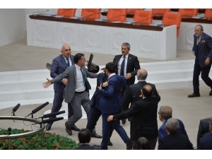 Tbmm Genel Kurulu’nda Hakaret Tartışması