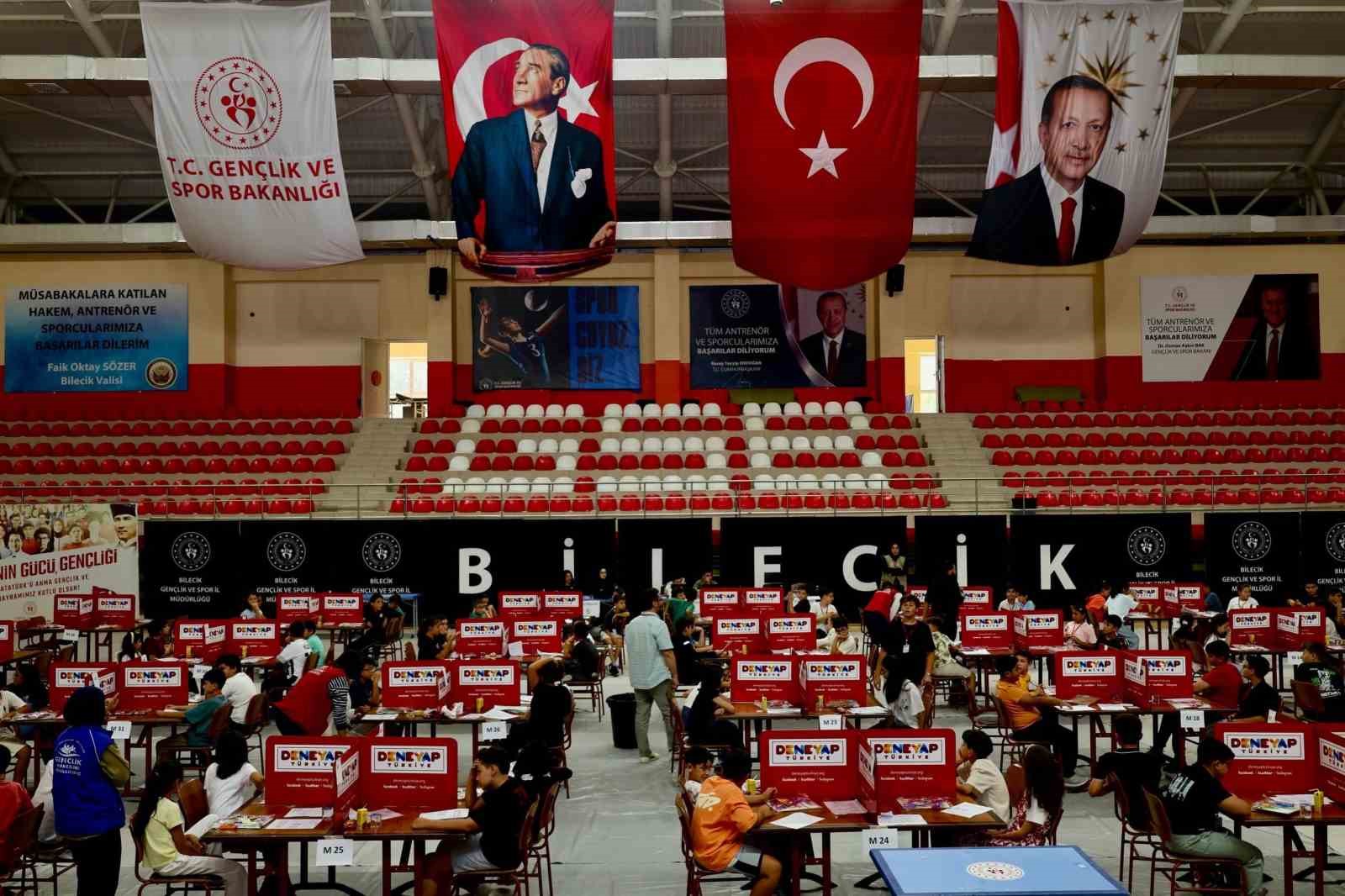bilecik-te-215-ogrenci-sifir-atik-icin-teknoloji-gelistirdi