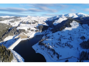 2 Bin Rakımlı Yaylada Kar Güzelliği