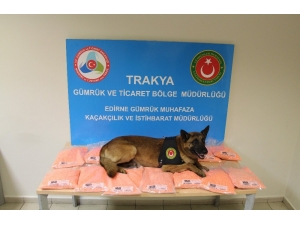 Gümrük Muhafaza Ekipleri Uyuşturucuya Geçit Vermiyor