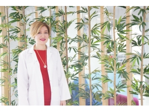 Ameliyatsız Yüz Germe Teknikleri