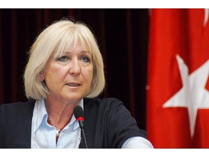 Banu Avar Karşıyaka’ya Konuk Oluyor