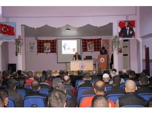 Elazığ’da Hükümlülere Aile İçi İletişim Semineri Verildi