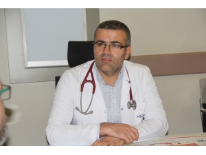 Uzmanlar Kalp Krizi Vakalarında Gözden Kaçırılan Noktaları Anlattı