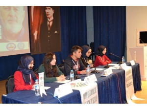 Hikayemizin Yarım Asırlık Sesi Kapanış Paneli Yapıldı