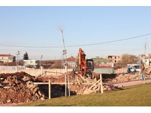 Ahmed-i Hani Parkı’nda İkinci Etap Çalışmaları Sürüyor