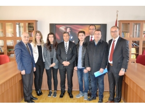 Malatyalı Öğrenciler Abd’ye Gidiyor