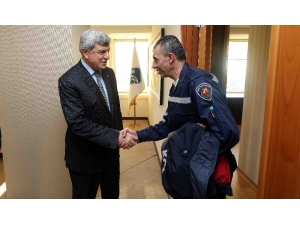 Filisti İtfaiyecilerden Başkan Karaosmanoğlu’na Ziyaret