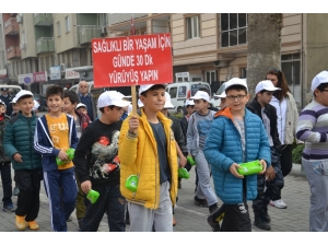 Saruhanlı’da Öğrenciler Sağlıklı Yaşam İçin Yürüdü