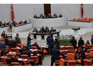 Tbmm’de "Haddini Aşma" Tartışması