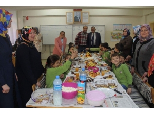 Şaphane İlkokulu’nda ’Yerli Malı Haftası’ Etkinlikleri