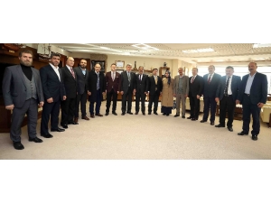 Başkan Karaosmanoğlu, Dadaşları Ağırladı