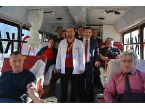 Milli Eğitim Personelinden Kan Bağışı