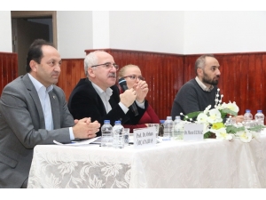 Demre’de “Darbeler Ve Demokrasi” Konuşuldu