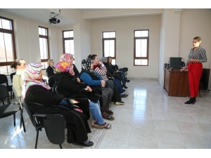 Ebeveynlere Bağımlılıkla Mücadele Öğretildi