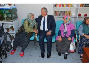 Algem Yaşlıları Unutmadı