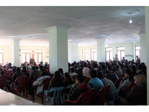 Müftü Arvas Öğrencilerle Bir Araya Geldi