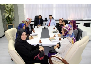 Yazarlık Atölyesi Faaliyetlerine Başlıyor