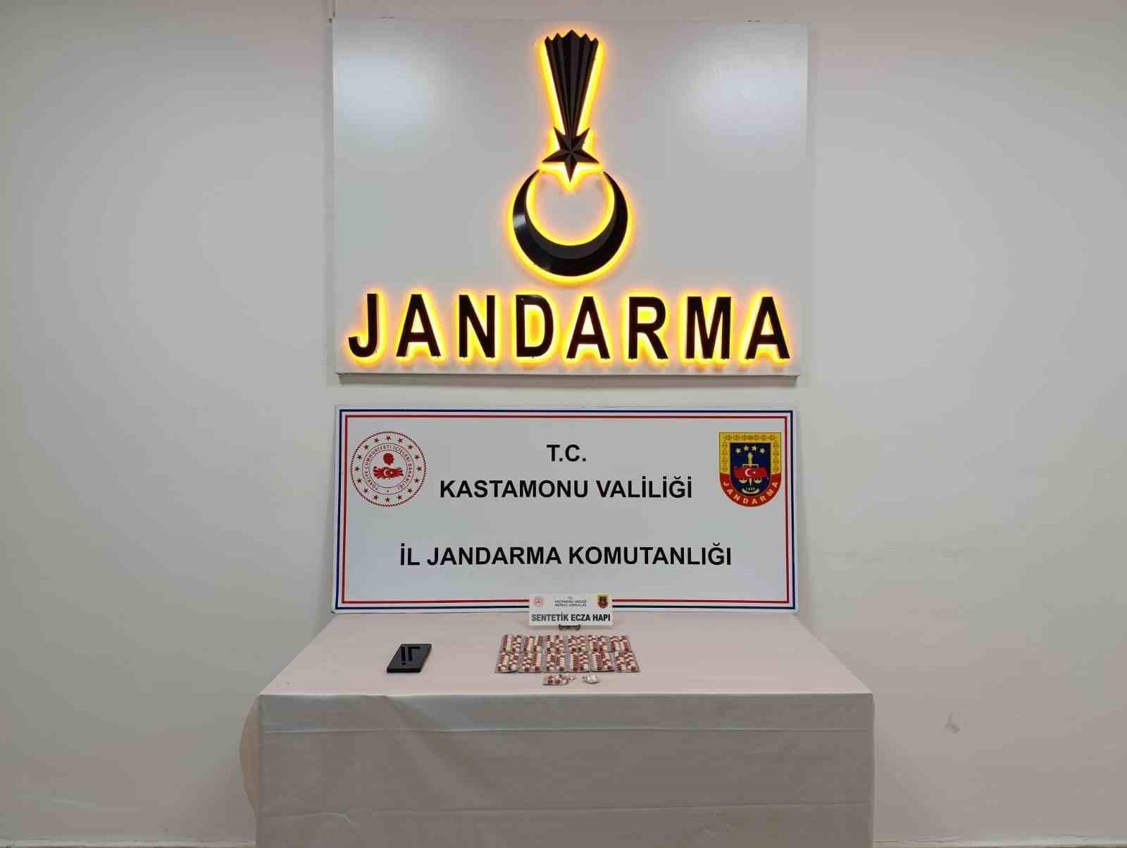 kastamonu-da-uyusturucu-operasyonu-18-supheli-gozaltina-alindi-1-kisi-tutuklandi