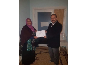 Kursiyerlere Belgeleri Verildi