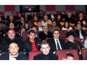 Gazilerle ‘Ayla’yı İzlediler