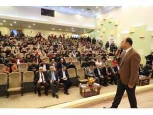 Başkan Çiftçi Kariyer Günü Etkinliğinde Öğrencilerle Buluştu