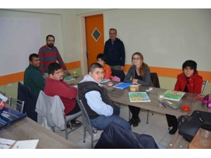 3 Ayda 110 Kurs, 2 Bin 800 Kursiyer