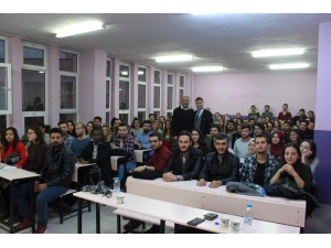 Kesikbaş İibf Öğrencileriyle Buluştu