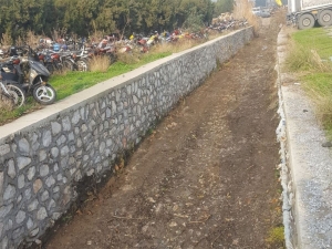 Maski Bir Derenin Daha Temizliğini Tamamladı