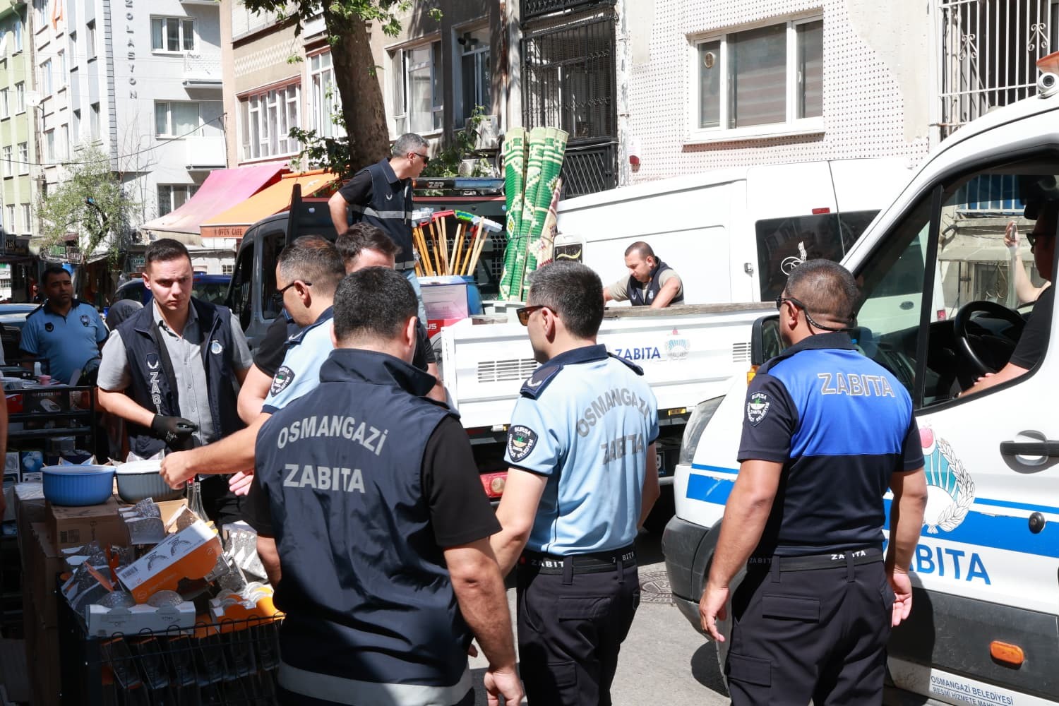 osmangazi-belediyesi-kaldirim-isgallerine-firsat-vermiyor